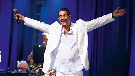 Zeca Pagodinho no Rock in Rio: Samba Encantado Conquista o Palco do Gigante!